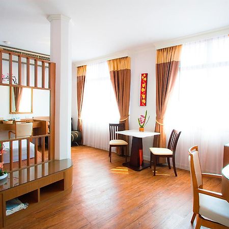 China Town Hotel - Sha Plus Certified Бангкок Экстерьер фото