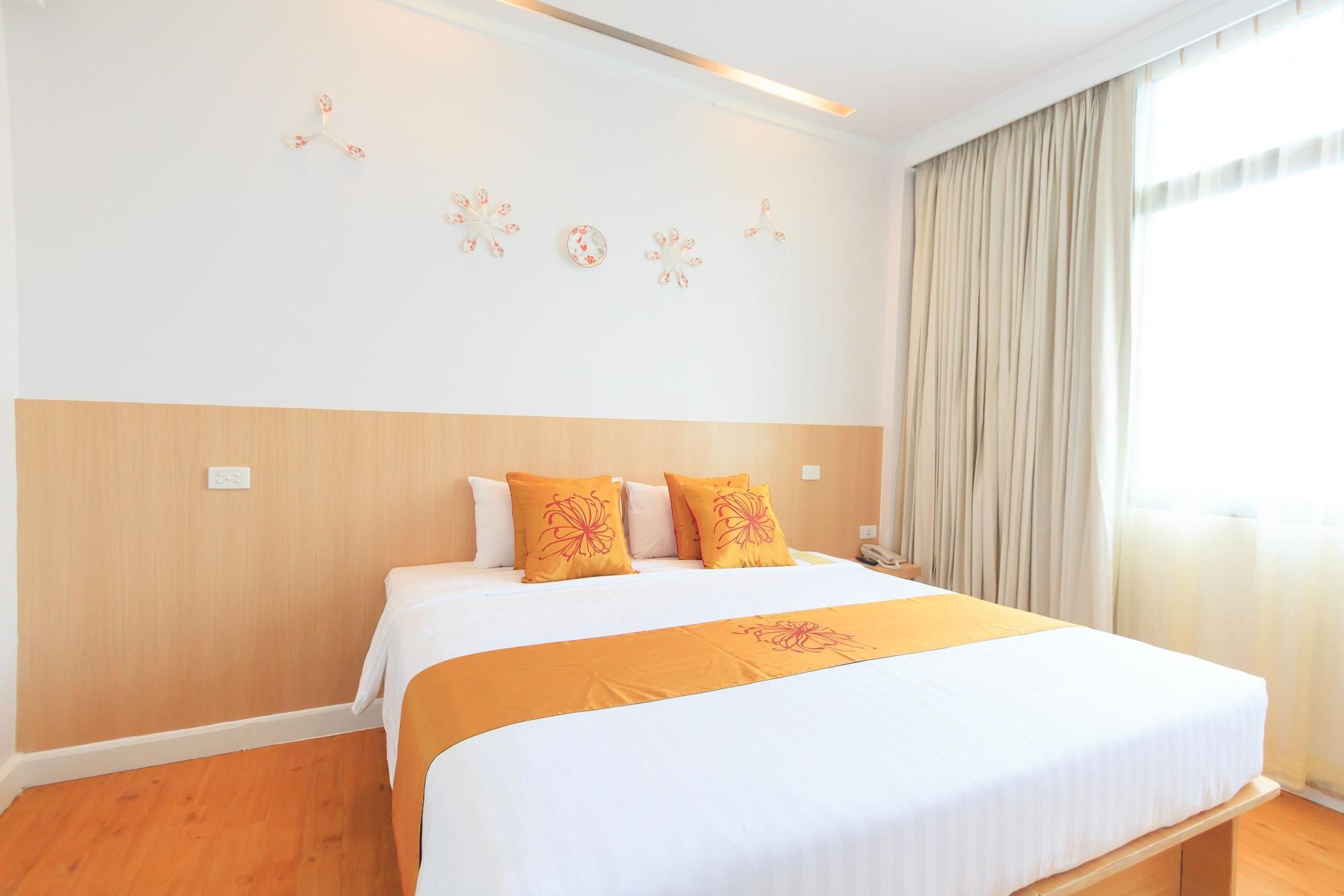 China Town Hotel - Sha Plus Certified Бангкок Экстерьер фото