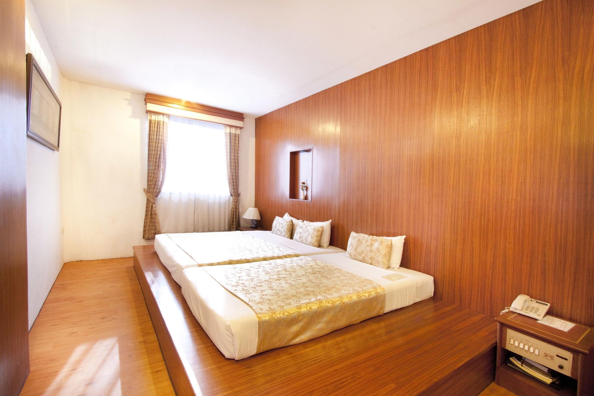 China Town Hotel - Sha Plus Certified Бангкок Экстерьер фото